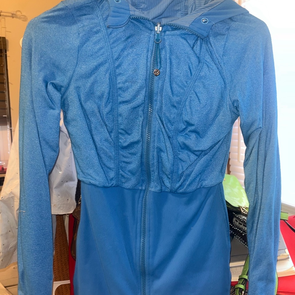 Lululemon Vibrant Blue Athletic Jacket